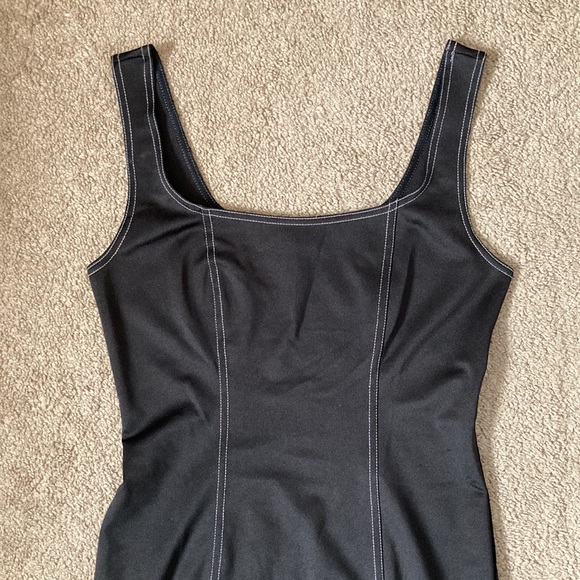 Forever 21 plain black body con dress with contrast white stitching, medium - Picture 4 of 11